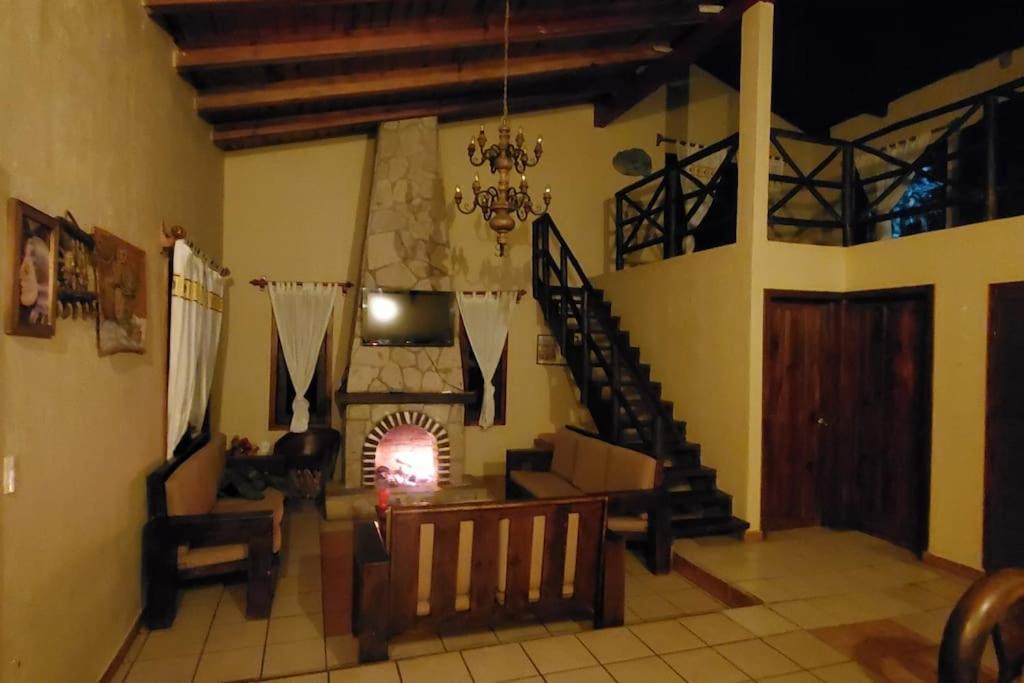 Cabaña rustica a 1km de cascada Mazamitla Exterior foto