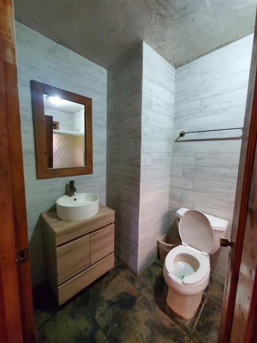 Cabaña rustica a 1km de cascada Mazamitla Exterior foto